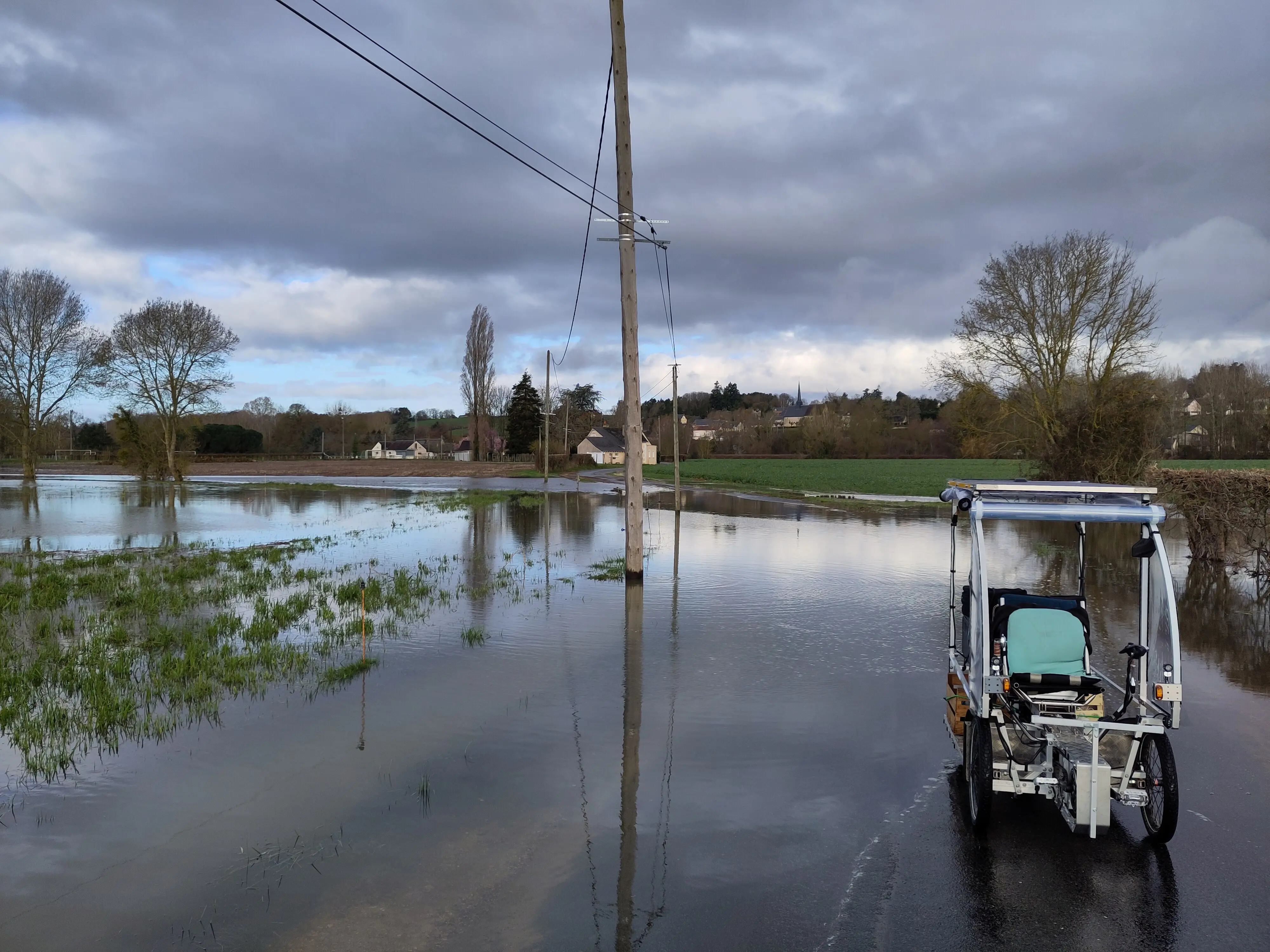 Inondations entre Jupilles et Tours